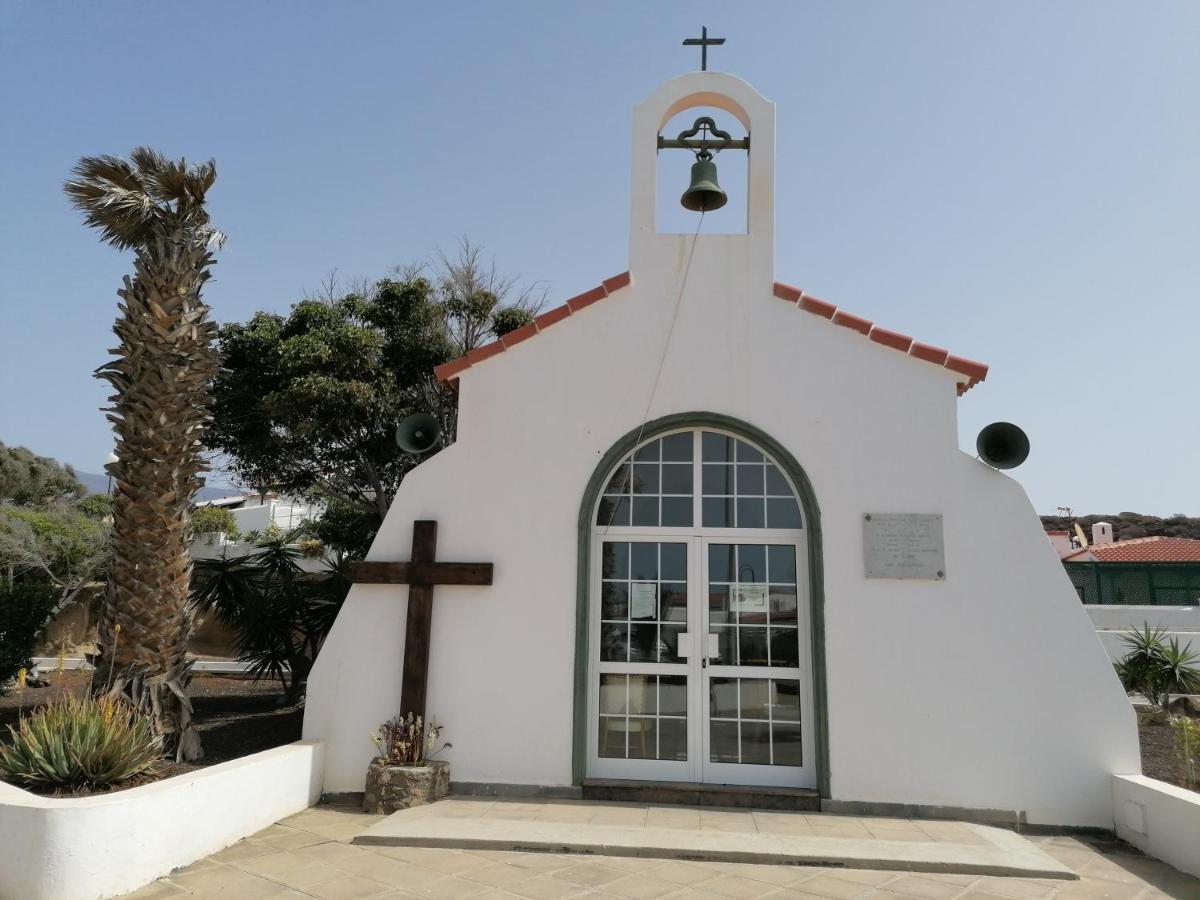 Habitacion Matrimonial En Un Bajo Bano Compartido Areas Compartidas Abades  Εξωτερικό φωτογραφία